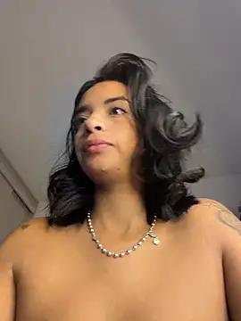 Laura fernandezII online show from 3, 4, 2026