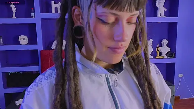  sharlotte777 online show from 19, 4, 2026