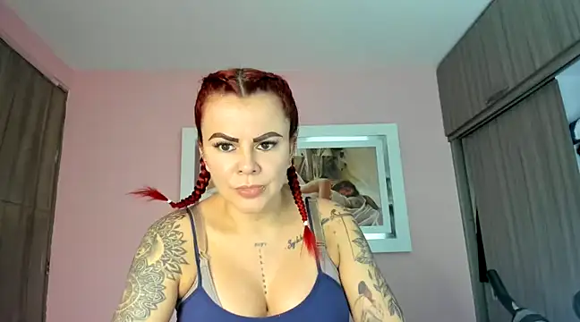 KAROL MILF online show from 5, 3, 2025
