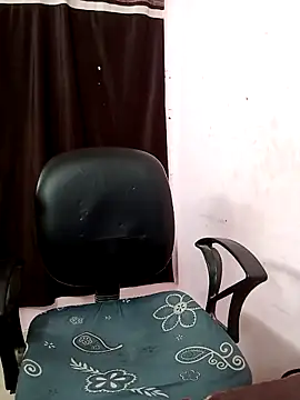 husa-Malika online show from 18, 2, 2025