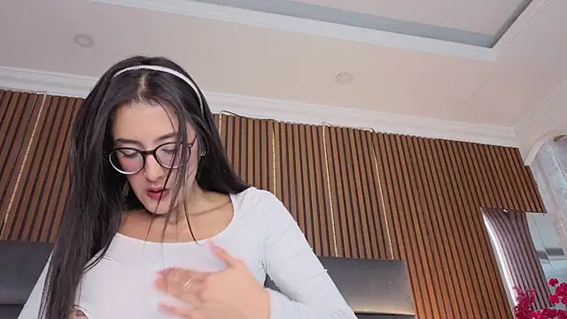 Princess Violett online show from 4, 6, 2026