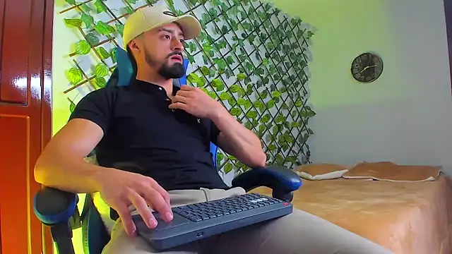 MAXIMUS MASTE3 online show from 7, 3, 2026