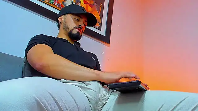 MAXIMUS MASTE3 online show from 5, 11, 2025