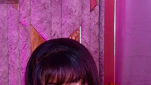 SarahBrunet online show from 18, 4, 2026