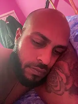 islandvybee55 online show from 25, 2, 2026