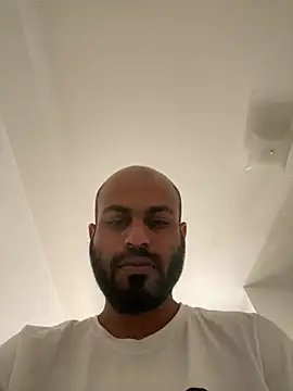 islandvybee55 online show from 9, 3, 2025