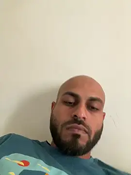 islandvybee55 online show from 15, 2, 2025