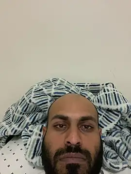 islandvybee55 online show from 9, 3, 2025