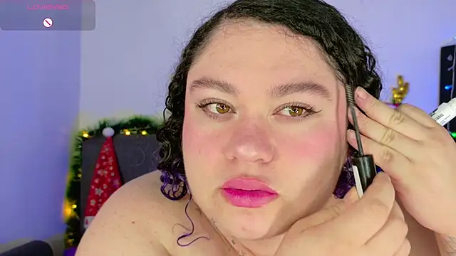 lunitaa0 online show from 15, 12, 2025