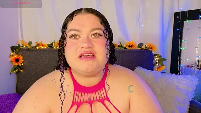 lunitaa0 online show from 13, 1, 2026