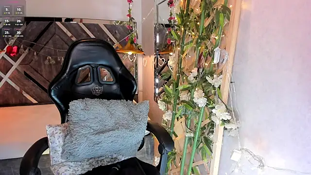 Nanachi Cook online show from 5, 4, 2026