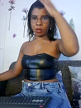 ivonjoness online show from 1, 12, 2025