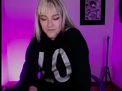 kim jeins11 online show from 27, 1, 2025