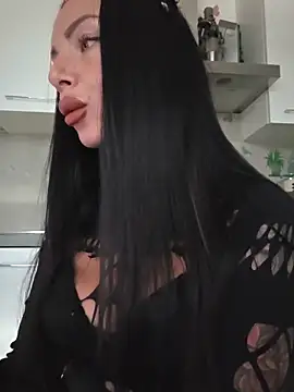 cicciolina online show from 9, 11, 2025