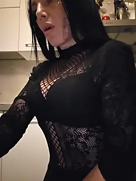 cicciolina online show from 18, 11, 2025