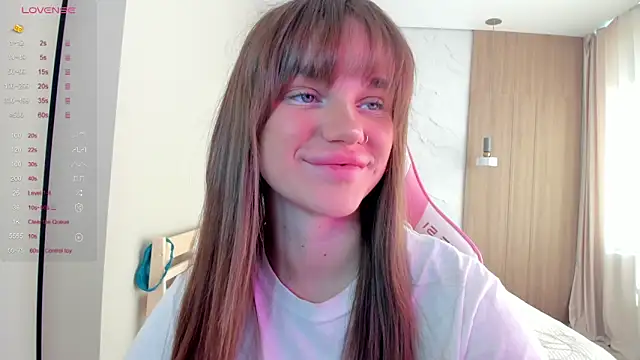 aesthetics  tease online show from 20, 10, 2025