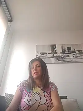 Latiinvenushot online show from 28, 11, 2025