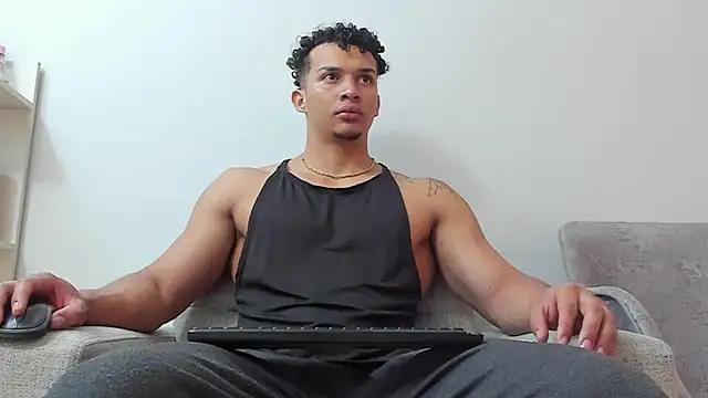 Snapshot of Dominick_star chatting on 21, 2, 2025 Dominick star online show from 21, 2, 2025