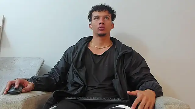 Snapshot of Dominick_star chatting on 18, 3, 2025 Dominick star online show from 18, 3, 2025