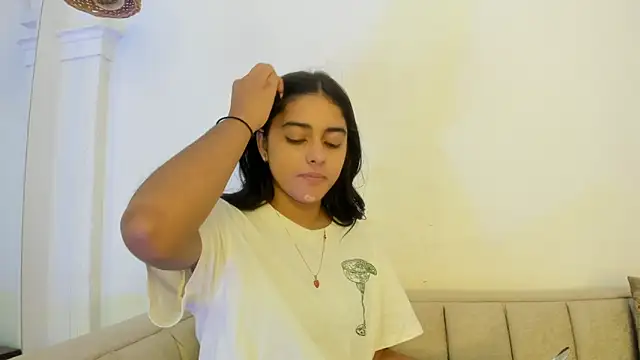 natalia aguirre1 online show from 13, 10, 2025