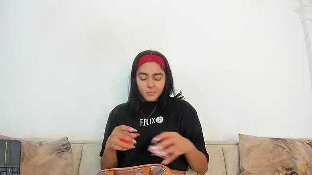 natalia aguirre1 online show from 14, 10, 2025