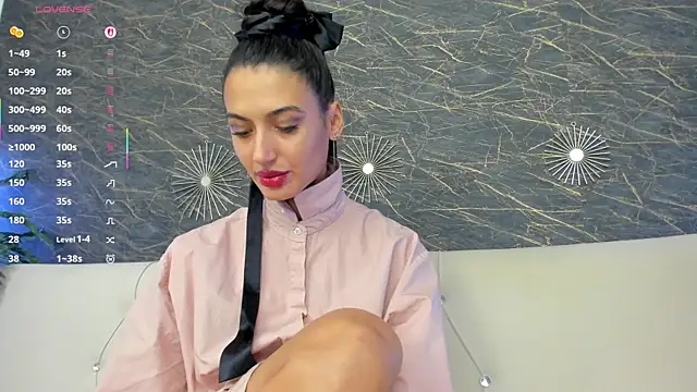 moona ray online show from 11, 11, 2025