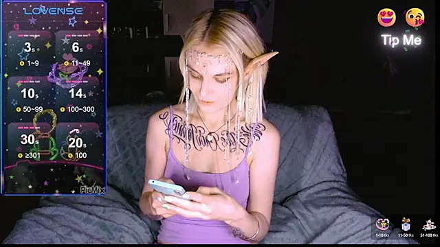 mischellemeow13 online show from 4, 10, 2025