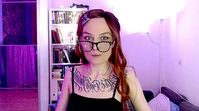 mischellemeow13 online show from 9, 2, 2025