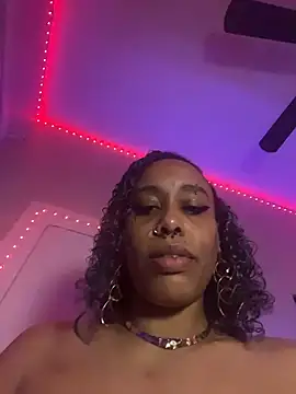 loveluna8 online show from 3, 12, 2025