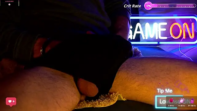 Snapshot of coupleofficial chatting on 11, 10, 2025 coupleofficial online show from 11, 10, 2025