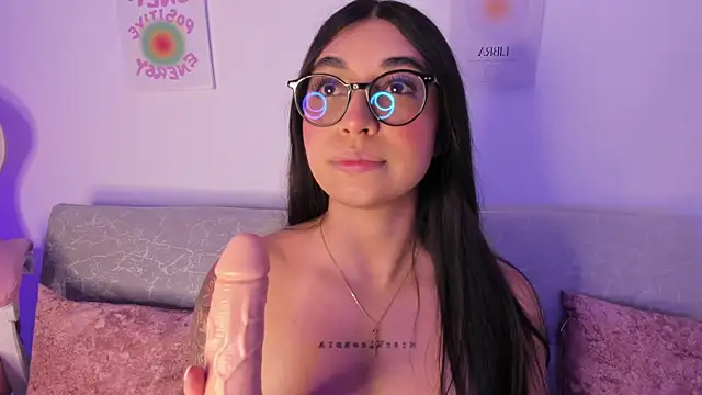 Snapshot of sensualhaven_ chatting on 3, 1, 2025 sensualhaven online show from 3, 1, 2025