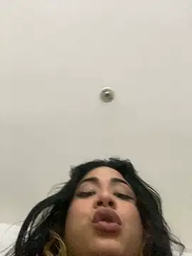 mysteriousgirl20 online show from 6, 1, 2026