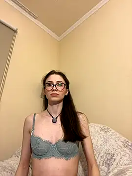 snowiie online show from 5, 10, 2025