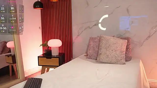 lexiee grey  online show from 17, 12, 2025