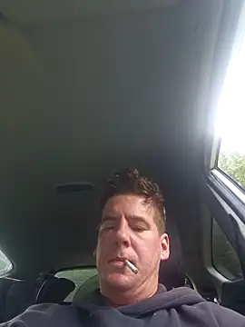 Titanhoott online show from 8, 10, 2025