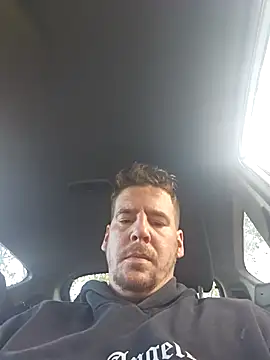 Titanhoott online show from 5, 11, 2025