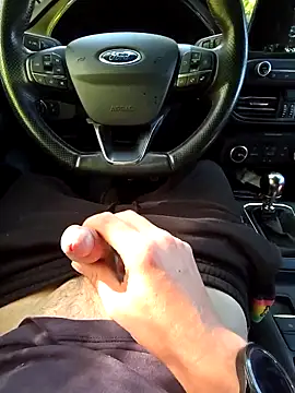 Titanhoott online show from 18, 9, 2025