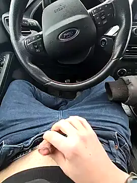 Titanhoott online show from 30, 12, 2024