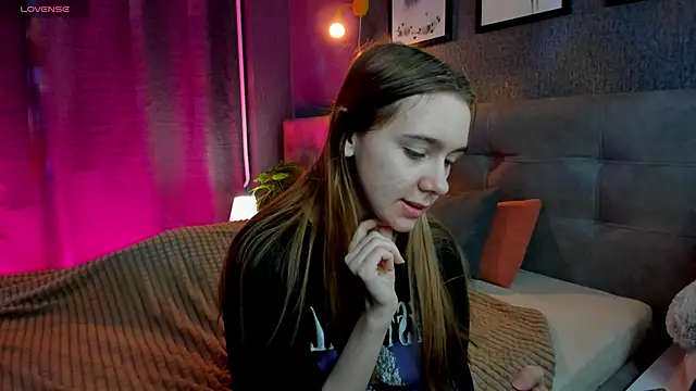 Lesi Moonie01 online show from 27, 11, 2025