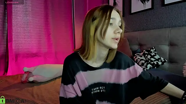 Snapshot of Lesi_Moonie01 chatting on 28, 6, 2026 Lesi Moonie01 online show from 28, 6, 2026