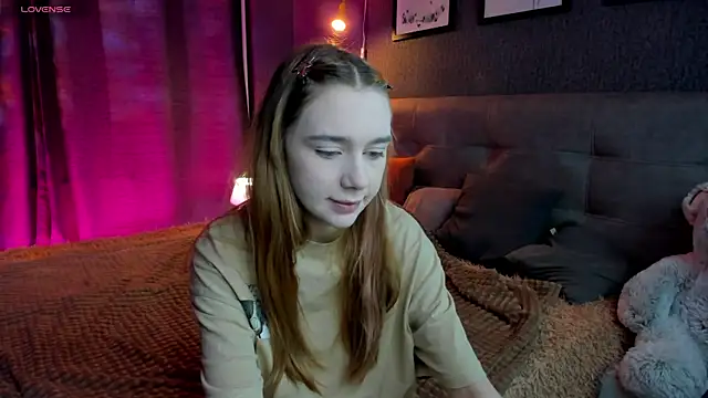 Lesi Moonie01 online show from 14, 11, 2025