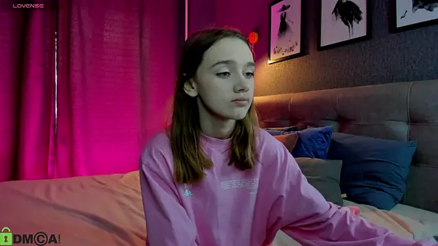 Lesi Moonie01 online show from 24, 2, 2026