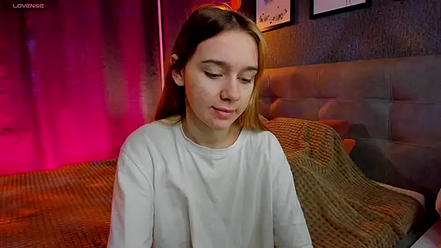 Lesi Moonie01 online show from 30, 11, 2025