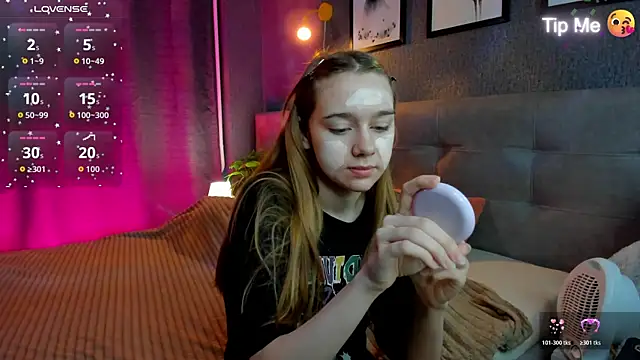 Lesi Moonie01 online show from 28, 11, 2025