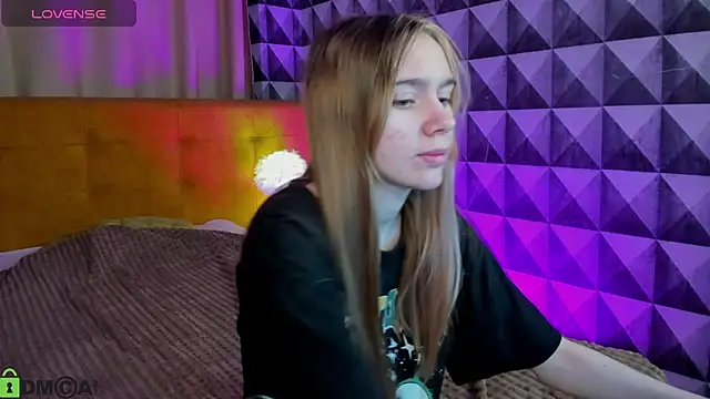 Lesi Moonie01 online show from 15, 10, 2025