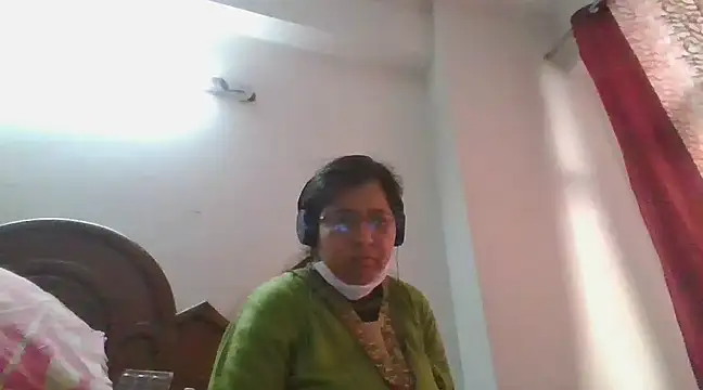 cutiecatty21 online show from 9, 12, 2024