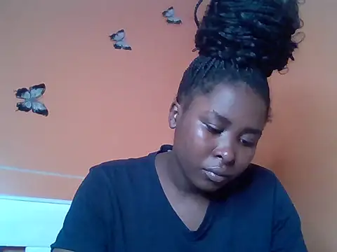 Moonfades online show from 19, 12, 2025