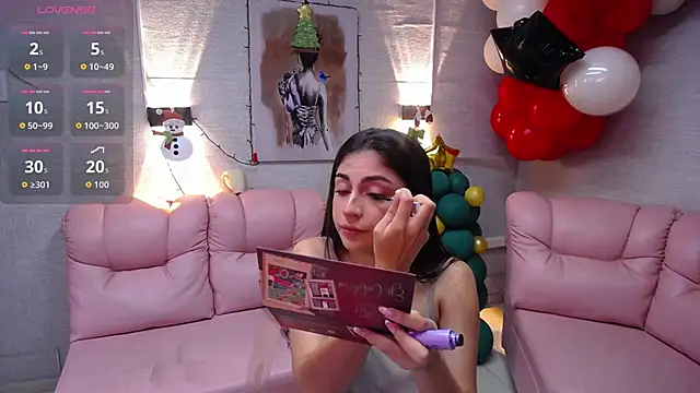 Alaya cute online show from 14, 12, 2025