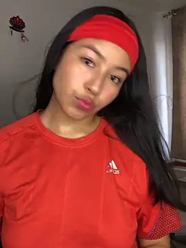 EmmaRossem online show from 14, 4, 2026