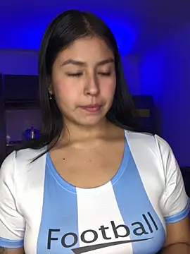 Snapshot of EmmaRossem chatting on 1, 12, 2025 EmmaRossem online show from 1, 12, 2025